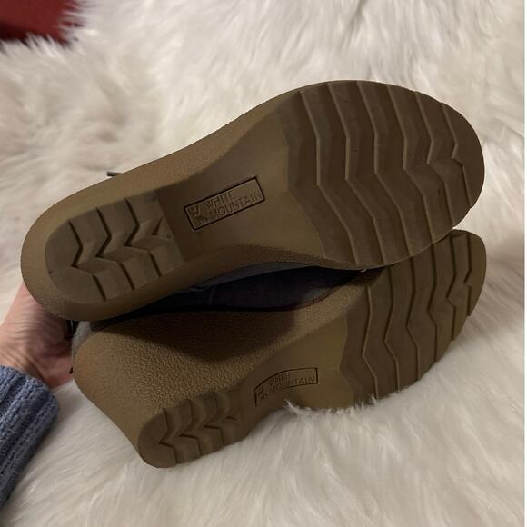 White Mountain Gray Leather Lambert Wedge Lace Up Boots Size 7 - Picture 5 of 6